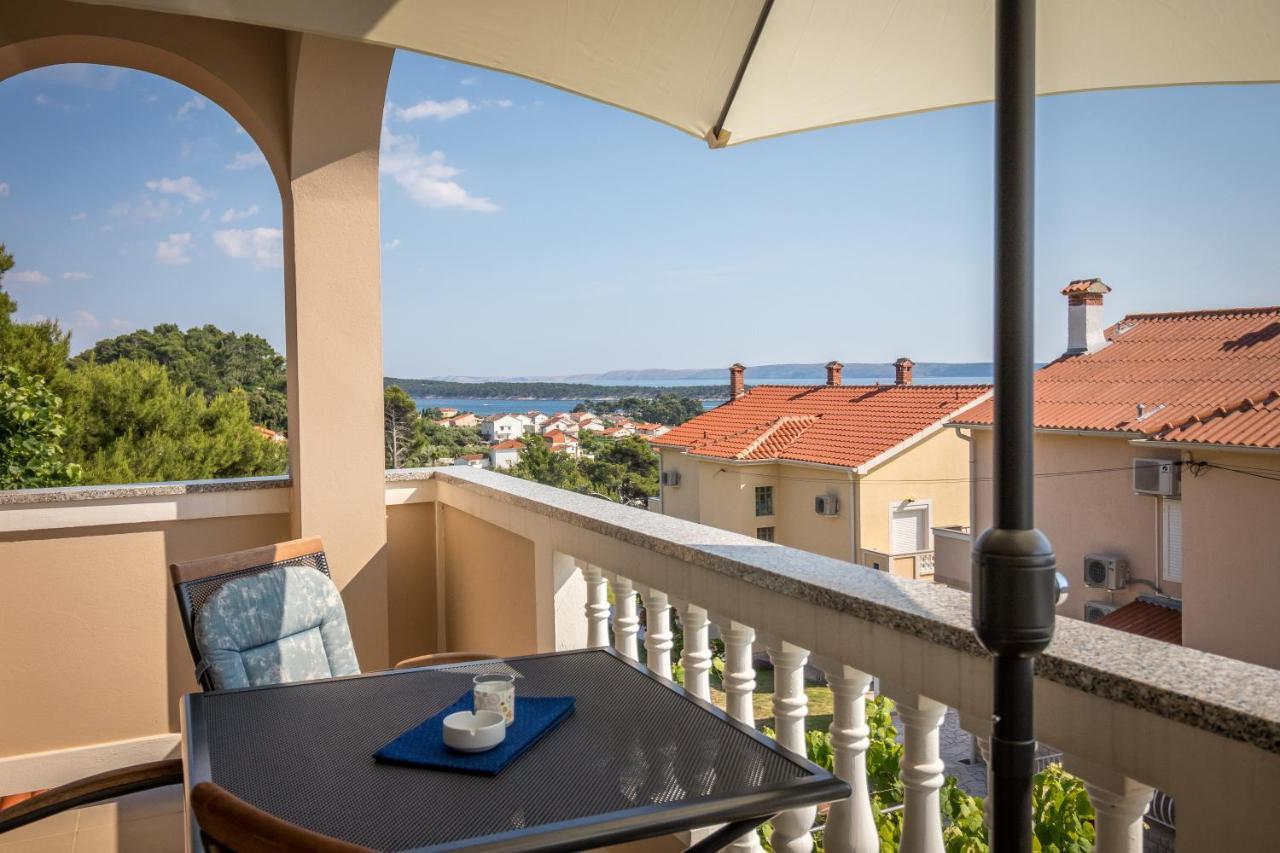 Katarina Apartments Rab Town Exterior photo