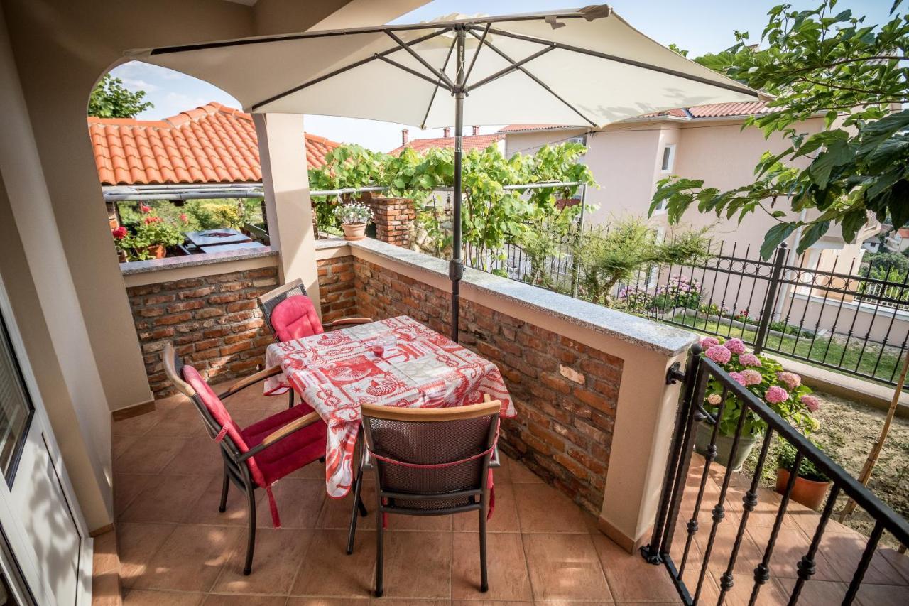 Katarina Apartments Rab Town Exterior photo