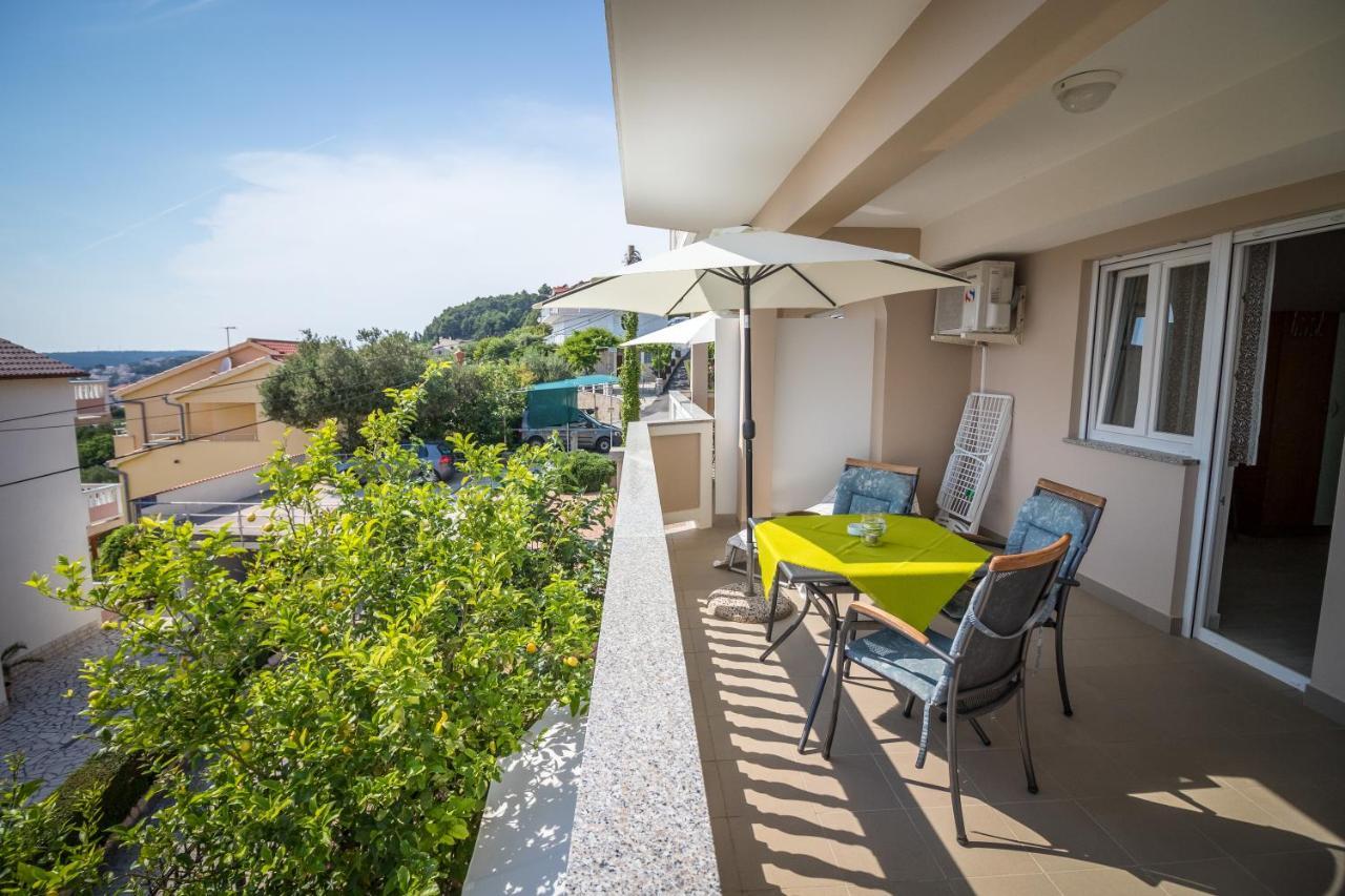 Katarina Apartments Rab Town Exterior photo