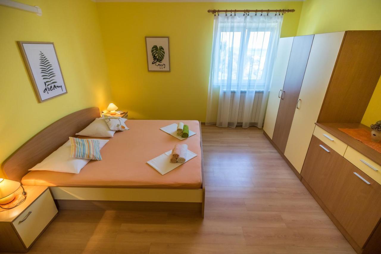 Katarina Apartments Rab Town Exterior photo